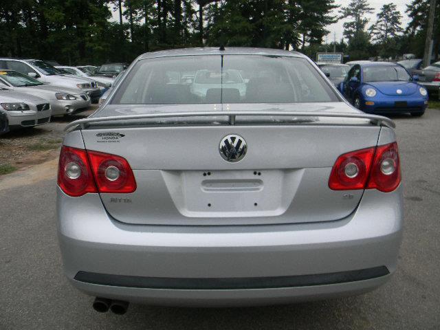 Volkswagen Jetta 2007 photo 2