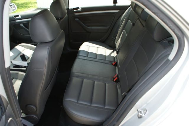 Volkswagen Jetta 2008 photo 13