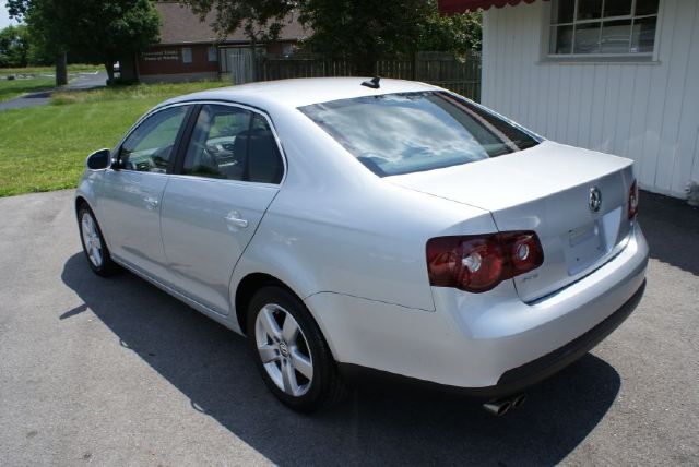 Volkswagen Jetta 2008 photo 23