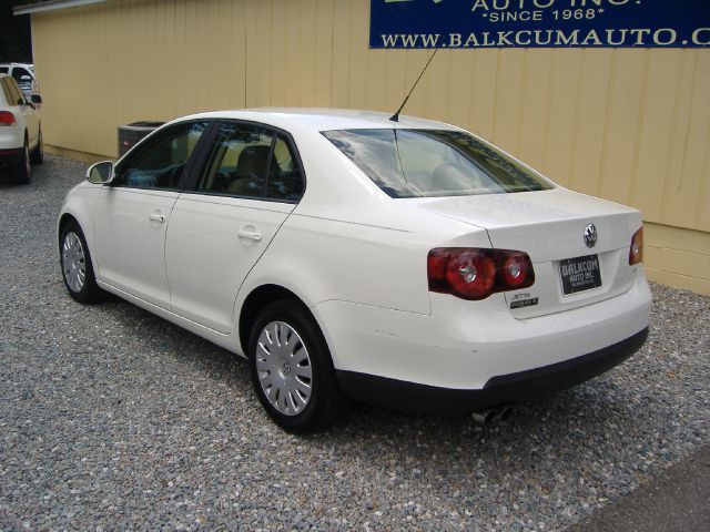 Volkswagen Jetta 2008 photo 4