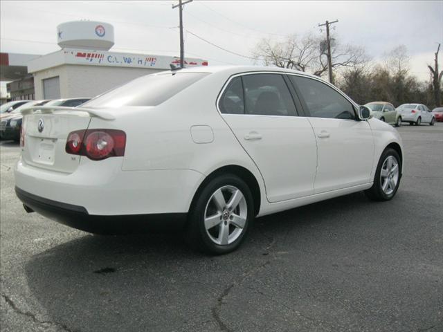 Volkswagen Jetta 2008 photo 4