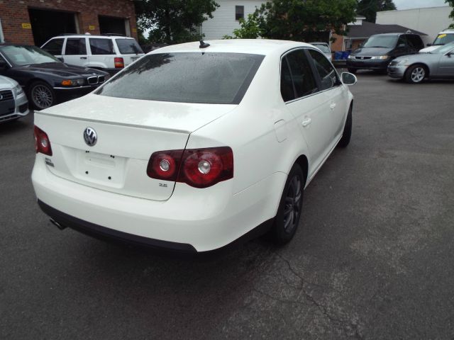 Volkswagen Jetta 2008 photo 3