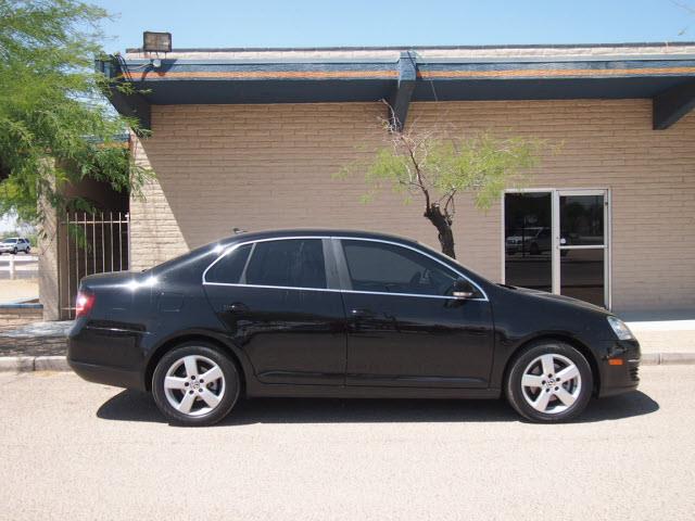 Volkswagen Jetta SE Sedan