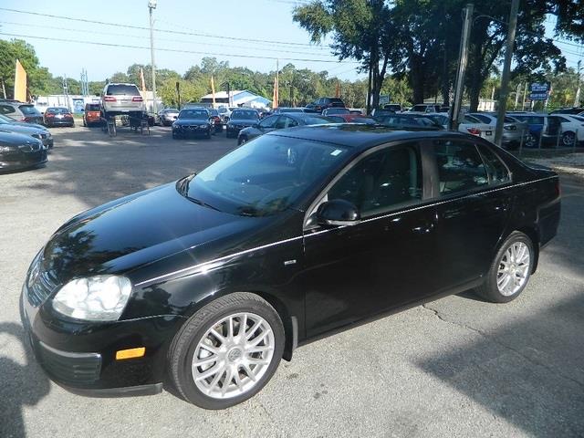 Volkswagen Jetta Supercharged Notchback Sedan