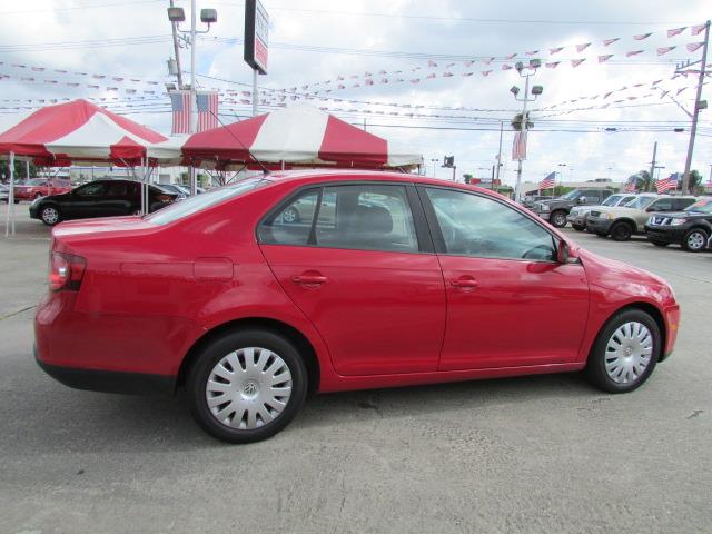 Volkswagen Jetta 2008 photo 4