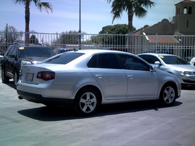 Volkswagen Jetta SE Sedan