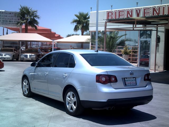 Volkswagen Jetta 2008 photo 1