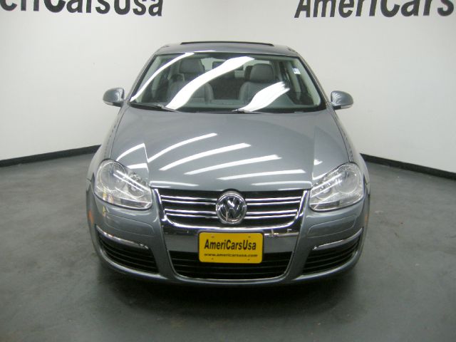 Volkswagen Jetta 2008 photo 3