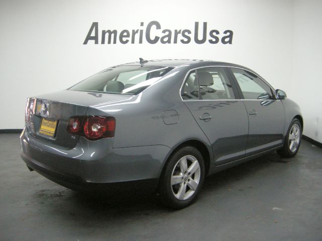 Volkswagen Jetta 2008 photo 4