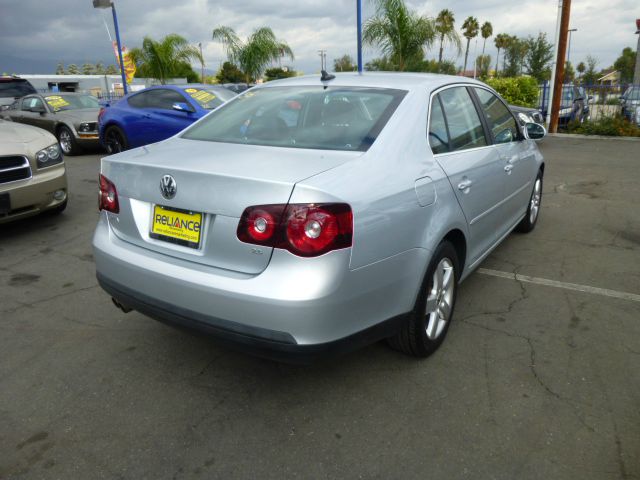 Volkswagen Jetta 2008 photo 3