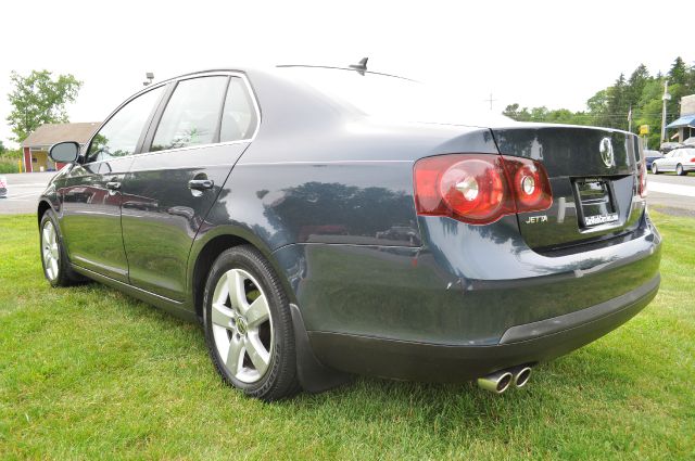 Volkswagen Jetta Sedan V/6 Sedan