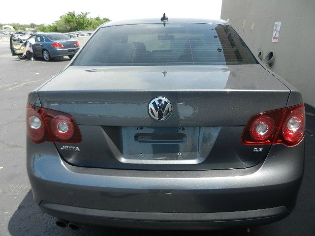 Volkswagen Jetta 2008 photo 3