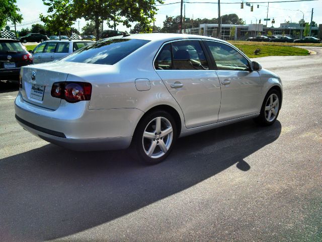 Volkswagen Jetta 2009 photo 25