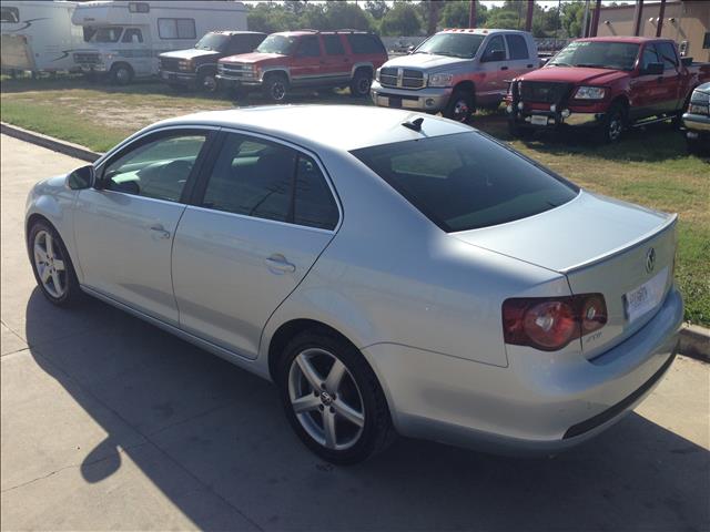 Volkswagen Jetta 2009 photo 2