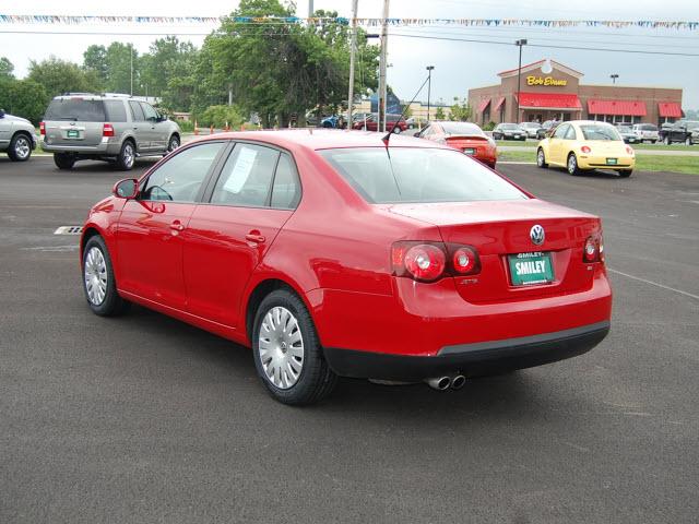 Volkswagen Jetta 2009 photo 2