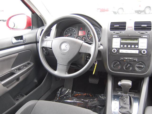 Volkswagen Jetta 2009 photo 4