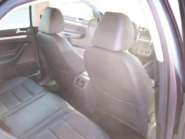 Volkswagen Jetta 2009 photo 11