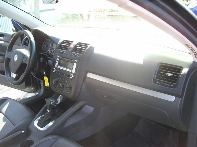 Volkswagen Jetta 2009 photo 20