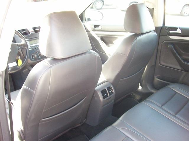 Volkswagen Jetta 2009 photo 23