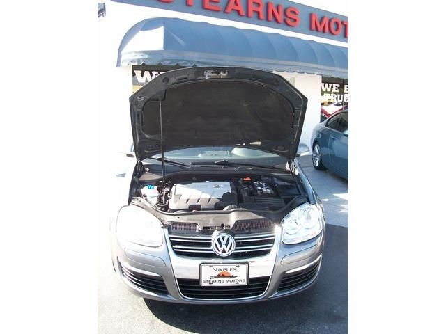 Volkswagen Jetta 2009 photo 8