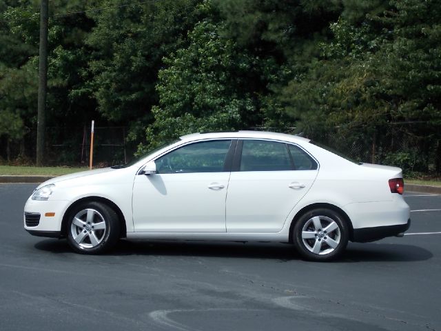 Volkswagen Jetta 5XT Sedan