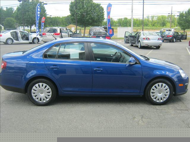 Volkswagen Jetta 2009 photo 2