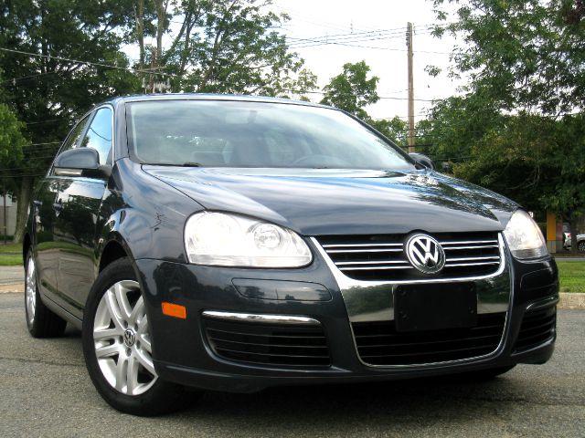 Volkswagen Jetta CD With MP3 Sedan