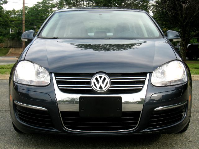 Volkswagen Jetta 2009 photo 4