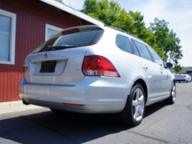 Volkswagen Jetta 2009 photo 2