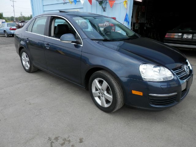 Volkswagen Jetta Sedan V/6 Sedan