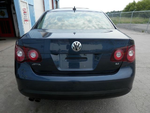 Volkswagen Jetta 2009 photo 4