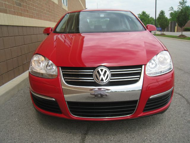 Volkswagen Jetta XR Sedan