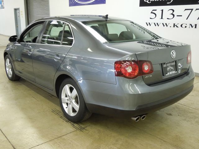 Volkswagen Jetta 2009 photo 2