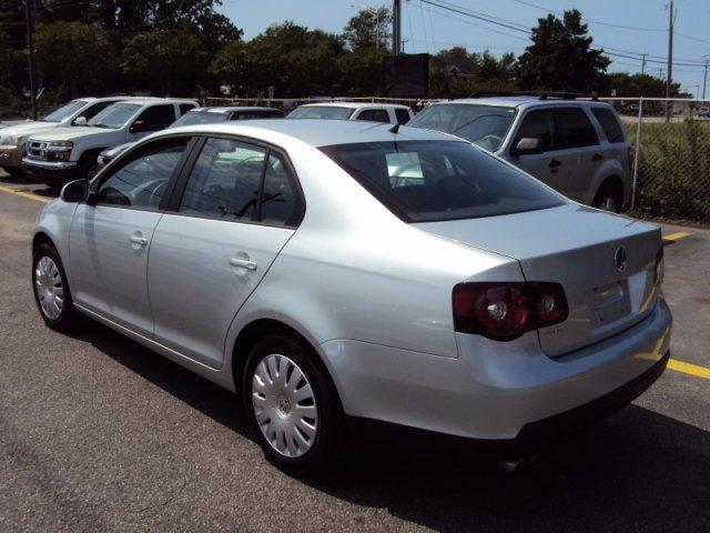 Volkswagen Jetta 2009 photo 3