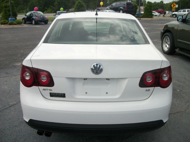 Volkswagen Jetta XR Sedan