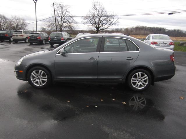 Volkswagen Jetta 2009 photo 2