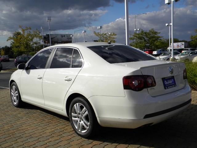 Volkswagen Jetta 2009 photo 2