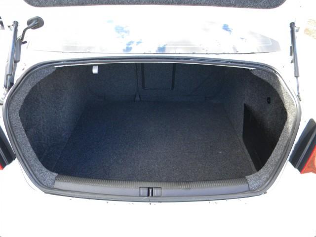 Volkswagen Jetta 2009 photo 4