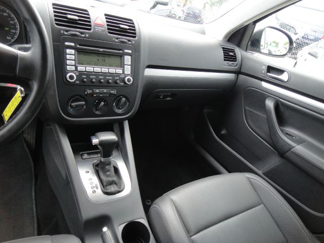 Volkswagen Jetta 2009 photo 2