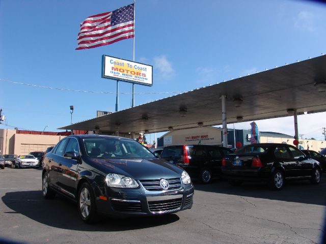 Volkswagen Jetta 2009 photo 4