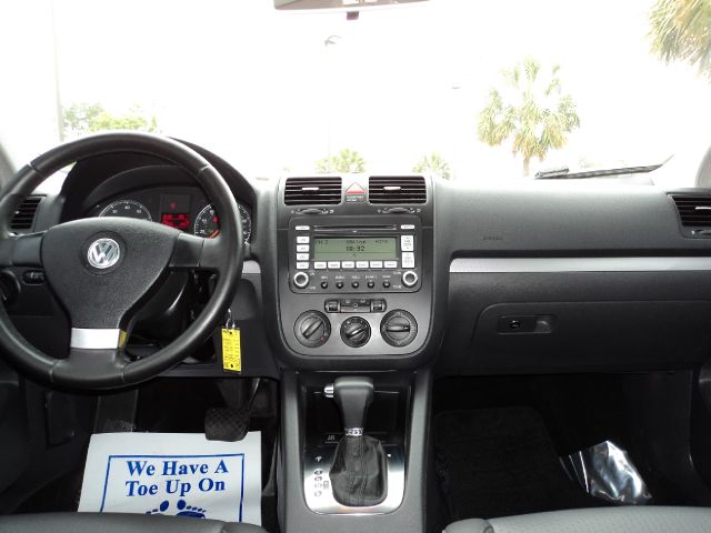 Volkswagen Jetta 2009 photo 11