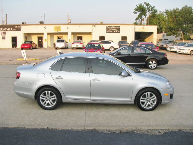 Volkswagen Jetta 2009 photo 2