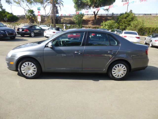 Volkswagen Jetta 2009 photo 3