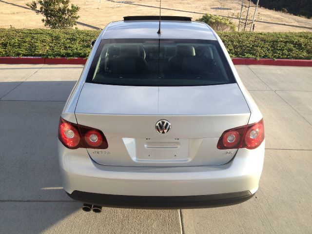 Volkswagen Jetta 2010 photo 1