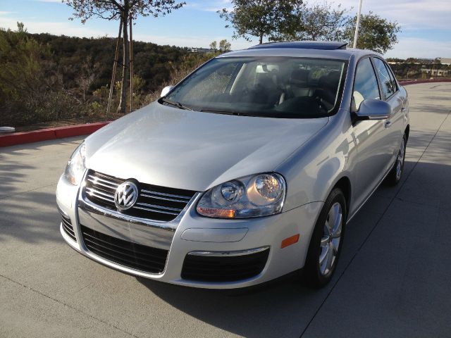 Volkswagen Jetta 2010 photo 3