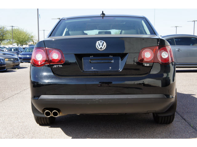 Volkswagen Jetta 2010 photo 1