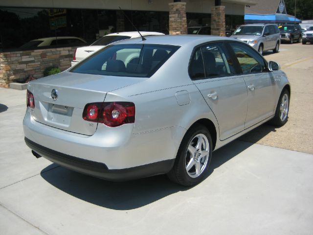 Volkswagen Jetta 2010 photo 1