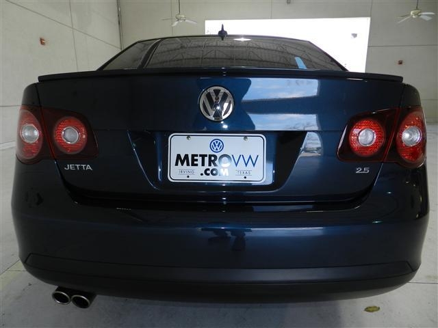 Volkswagen Jetta 2010 photo 1