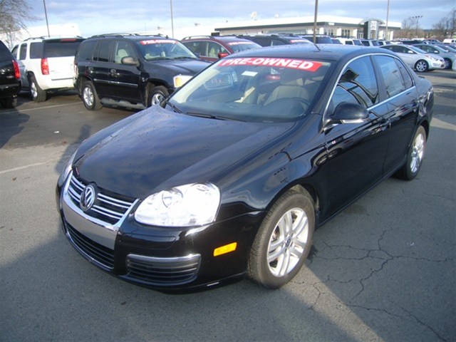 Volkswagen Jetta 2010 photo 3