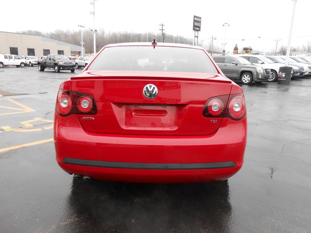 Volkswagen Jetta 2010 photo 2